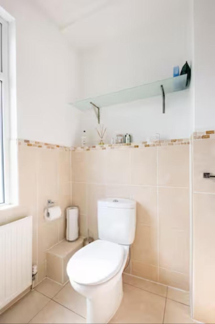 Room With Private Bath In Pontcanna Cardiff Exterior foto